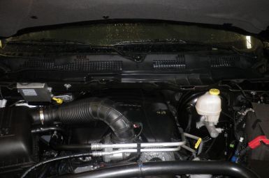 DODGE RAM 5.7l V8 291 kW